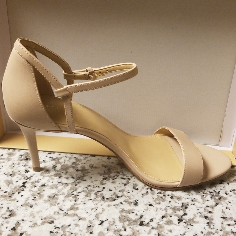 Micheal Michael Kors Simone Mid Sandal
